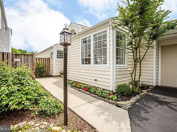 Beautifully Landscaped walkway, a gardener's dream