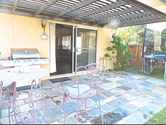 5th image of 8708 Calle Viviano