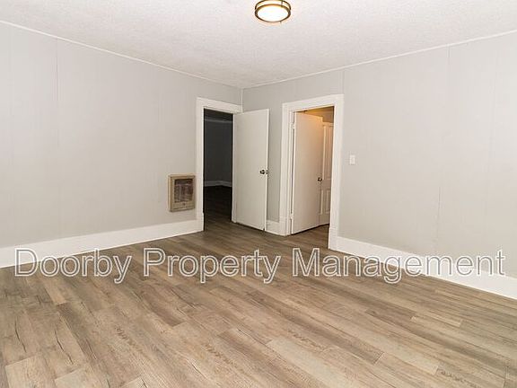 5th image of 2901 E 47th St