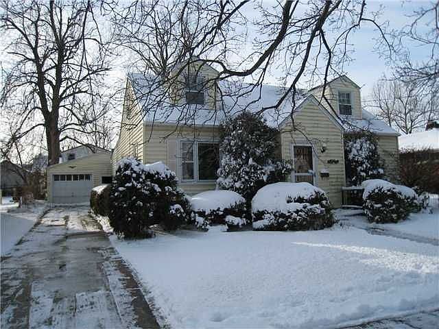 1st image of 152 Linwood Ave