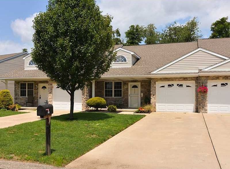 1st image of 226 Cambria Hill Dr
