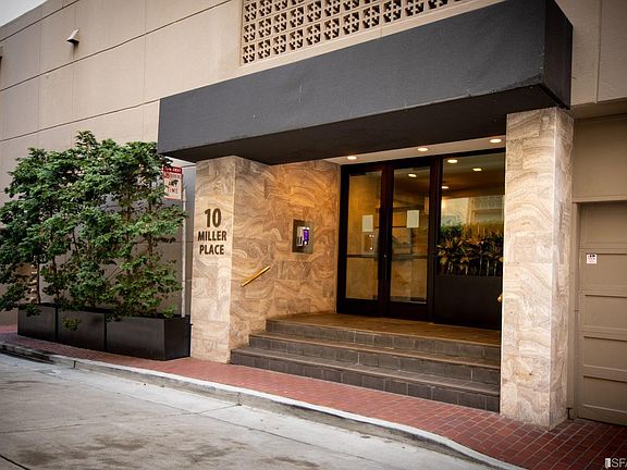 2nd image of 10 Miller Pl APT 901
