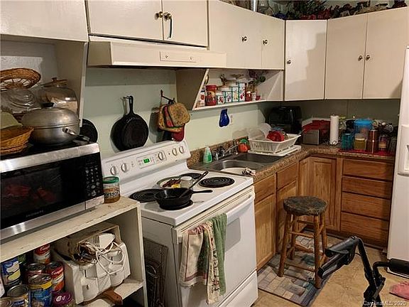 3rd image of 1255 Hudson Ave