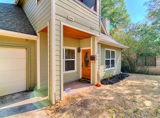 906 E 44th St #A-1, Austin, TX 78751