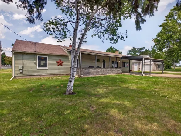 1705 Michigan Dr, Evansdale, IA 50707