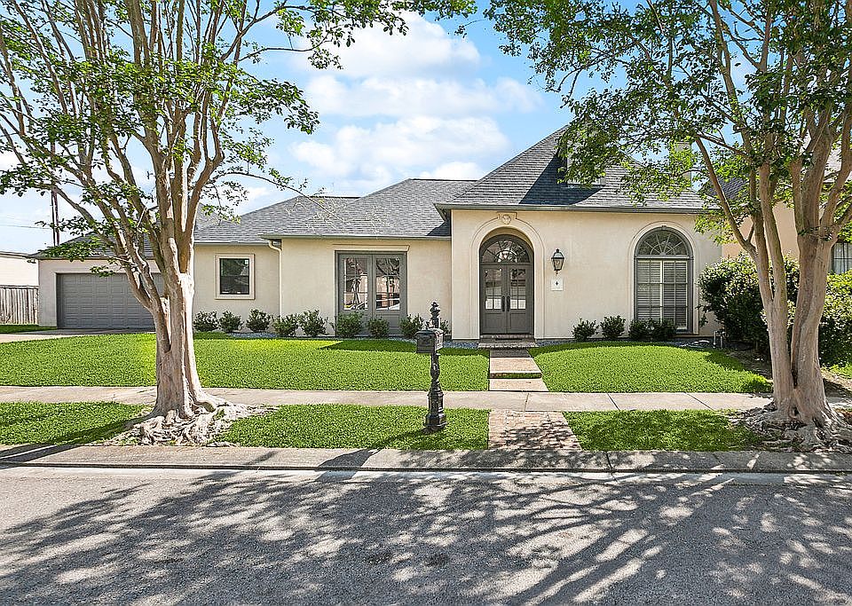 1st image of 12582 Windermere Oaks Ct