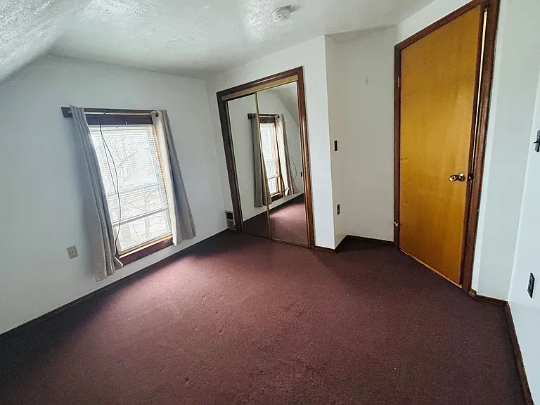 175-177 Myrtle Ave — Photo 6