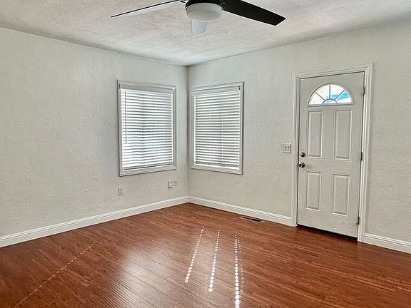 5th image of 3765 Angelo Ave #3765