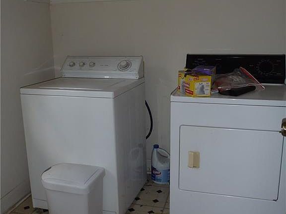 2nd image of 2112 E Side Dr