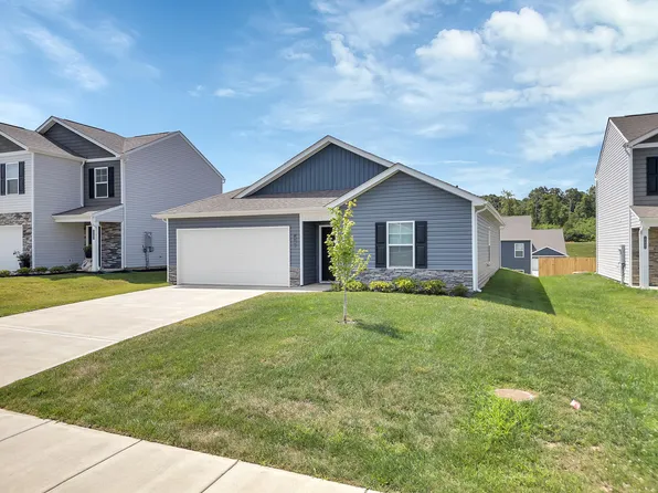 1245 Cherry Grv, Greeneville, TN 37745
