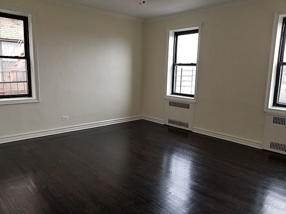 4th image of 3715 Kings Hwy APT 4E