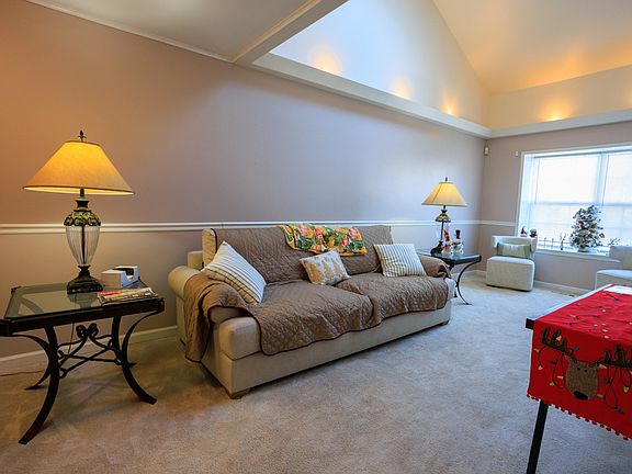 4th image of 510 Wild Mint Ln