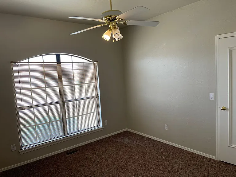 10300 Cumberland Ln — Photo 8