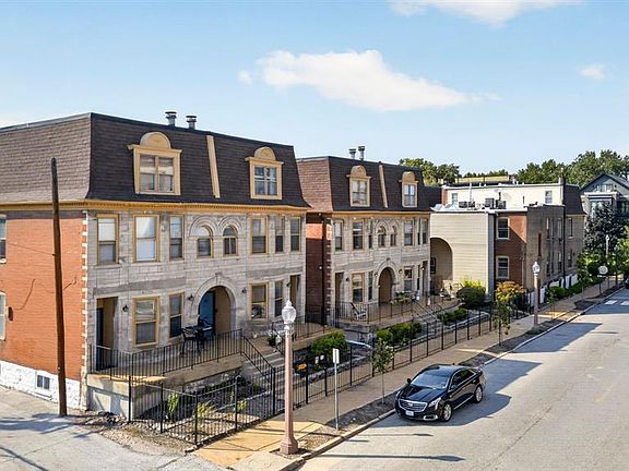 3rd image of 329 N Boyle Ave #A