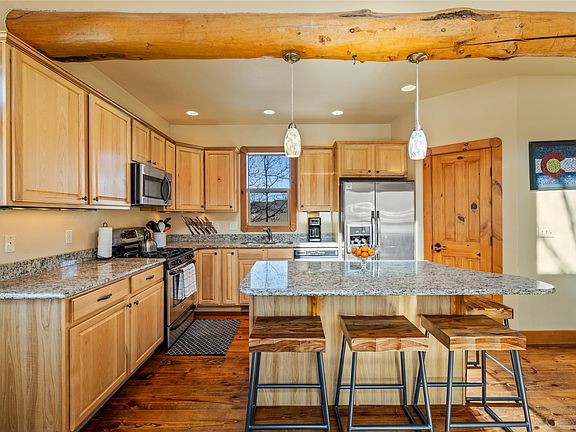 2nd image of 314 Lily Lane UNIT B