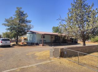 19401 E Todd Evans Rd, Black Canyon City, AZ 85324