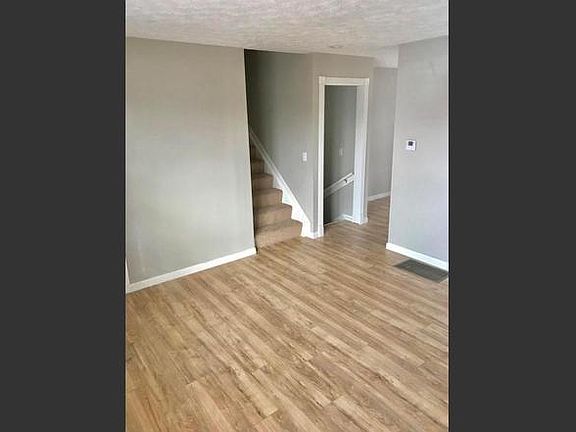 4th image of 6622 Cedar Ct