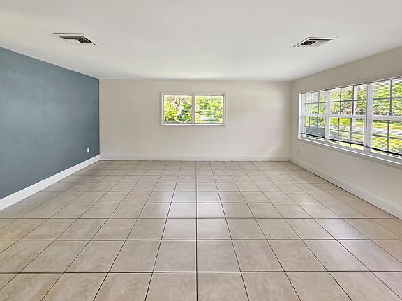 5th image of 1331 3rd Ct