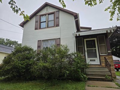 706 W 11th Ave, Oshkosh, WI, 54902