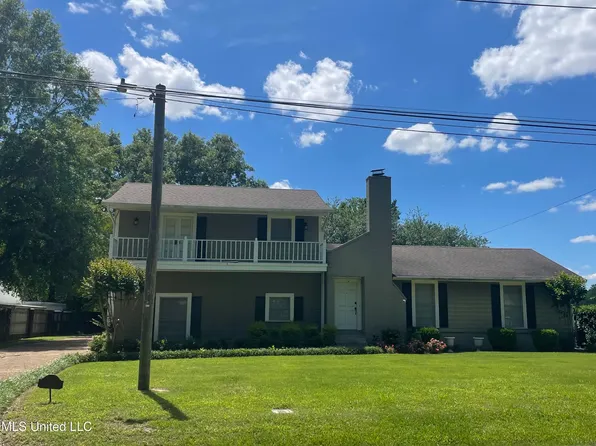 1203 Poplar St, Greenwood, MS 38930