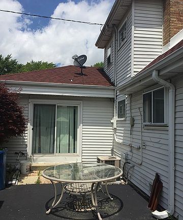 4th image of 908 N Harold Ave
