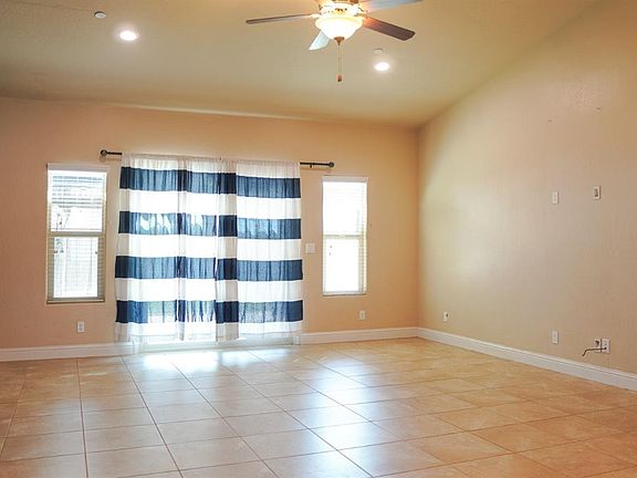 4th image of 6731 E Fedora Ave