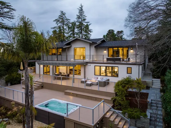 1045 Trinity Dr, Menlo Park, CA 94025