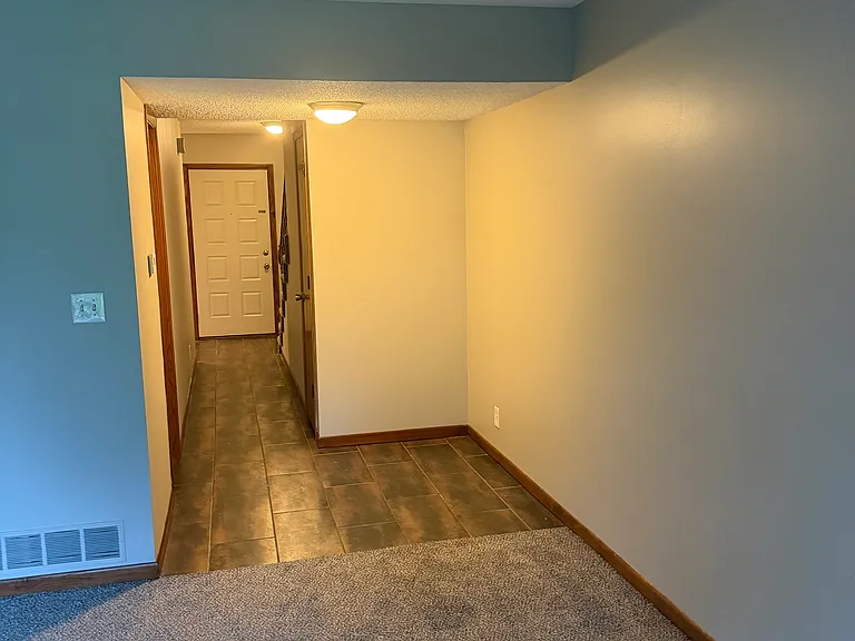 2523 Winding Way — Photo 8
