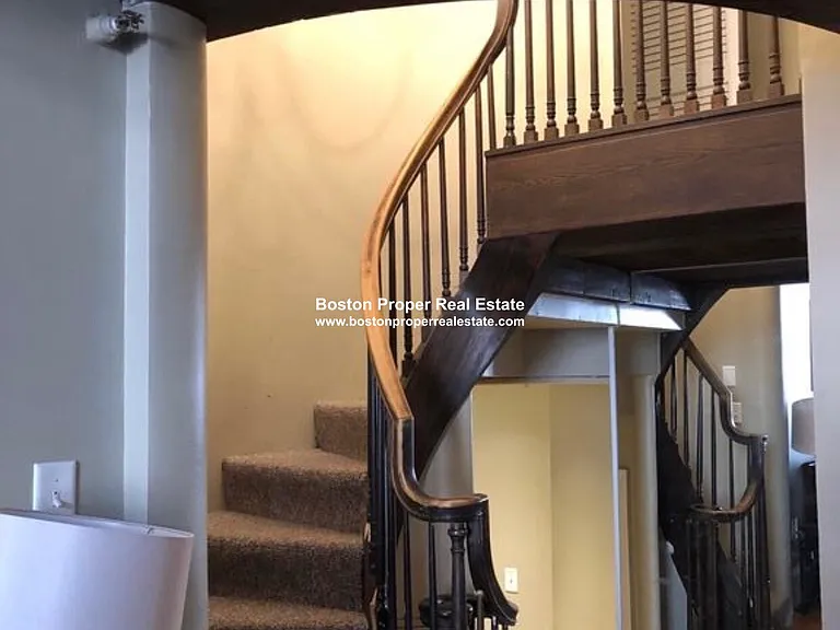 113 Beacon St #1 — Photo 19