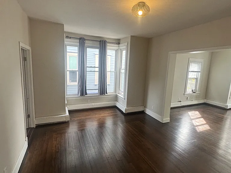 111 Ring St #1 — Photo 3