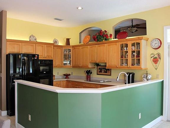 5th image of 2301 Clubhouse Dr