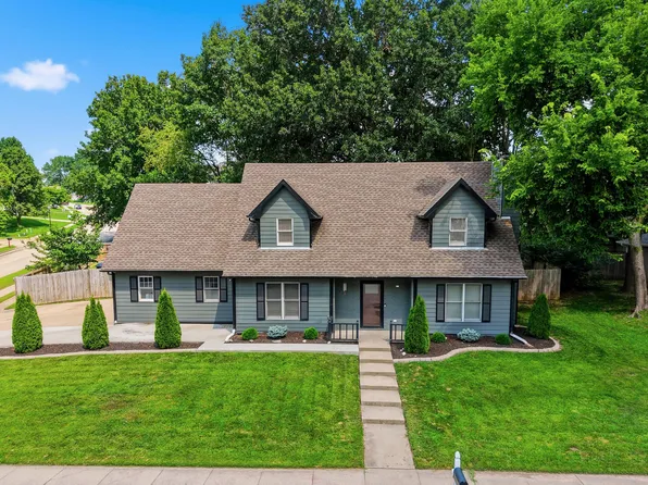 1509 Secretariat Dr, Columbia, MO 65202