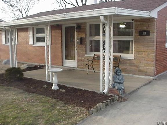 3rd image of 39 Arthur Ave