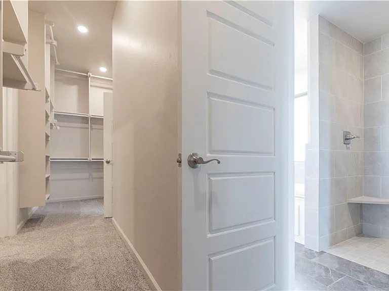 16300 Marsha Dr — Photo 17
