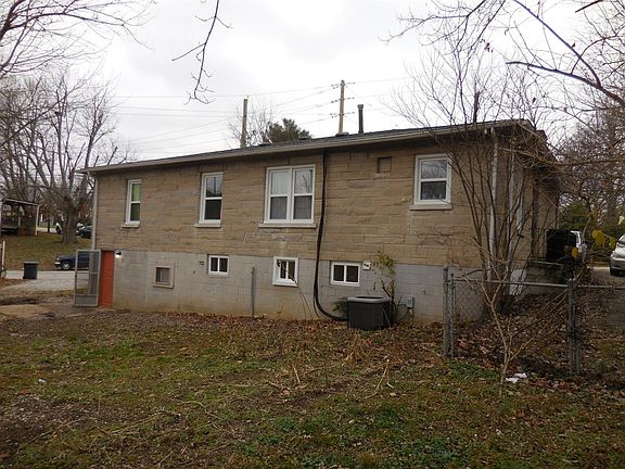 5th image of 401 Norwood Dr