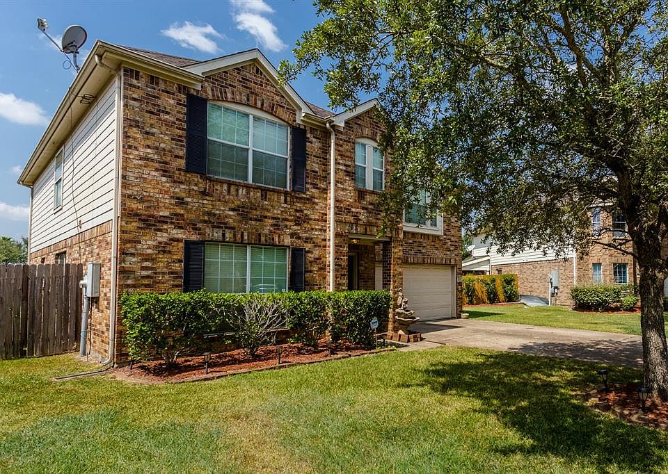 1st image of 3018 Misty Isle Ct