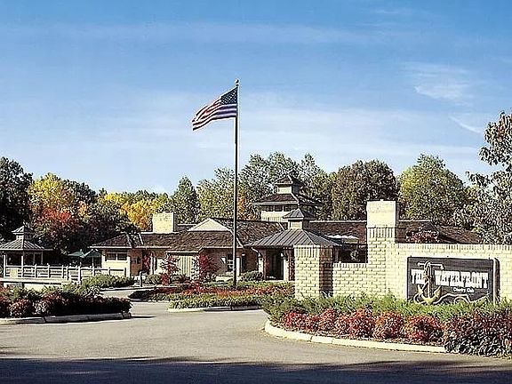 The Waterfront Country Club