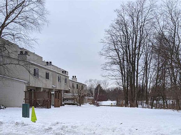3rd image of 2709 Silent Wood Trl APT 3