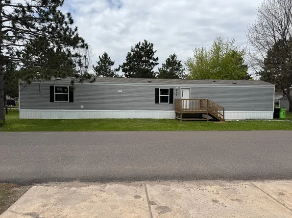 485 Lupine Ln, Altoona, WI 54720