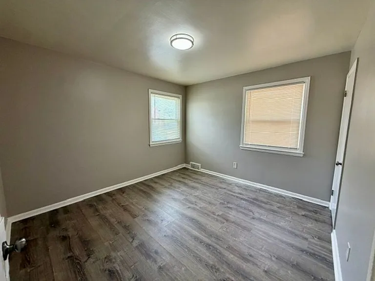 16580 Ward St — Photo 3