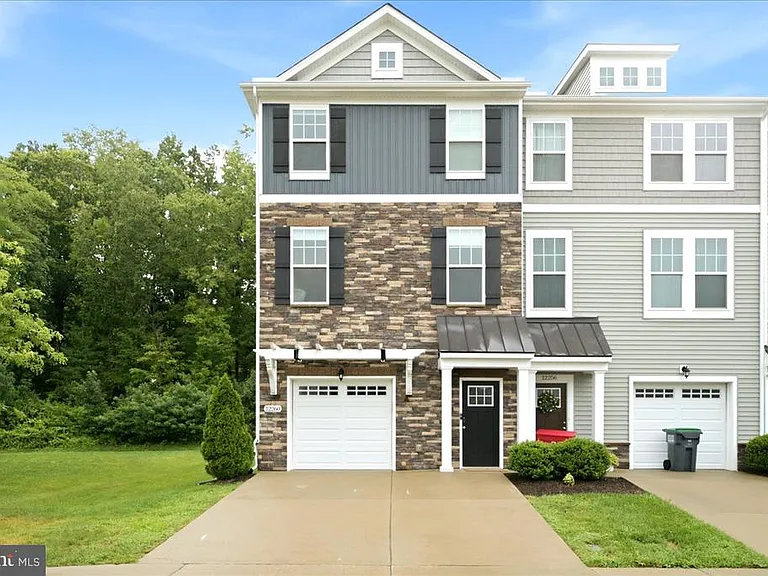12260 Haydon Pl — Photo 3