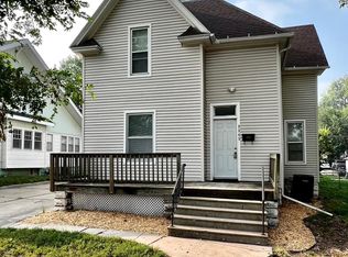 3245 S St, Lincoln, NE 68503