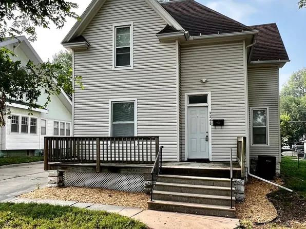 3245 S St, Lincoln, NE 68503