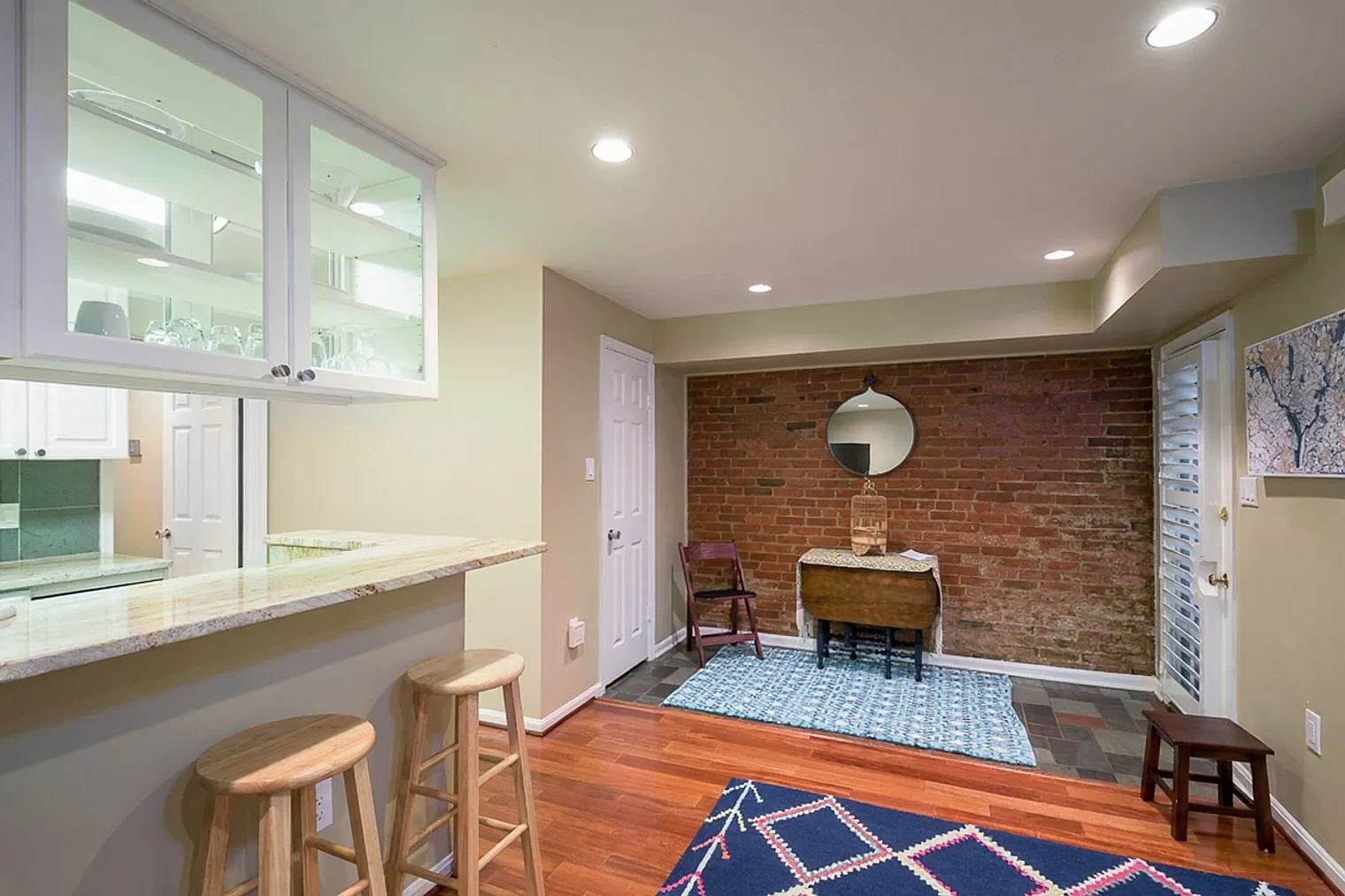 1 bed, 1.0 bath, 8072 sqft, $2,954 — Photo 2