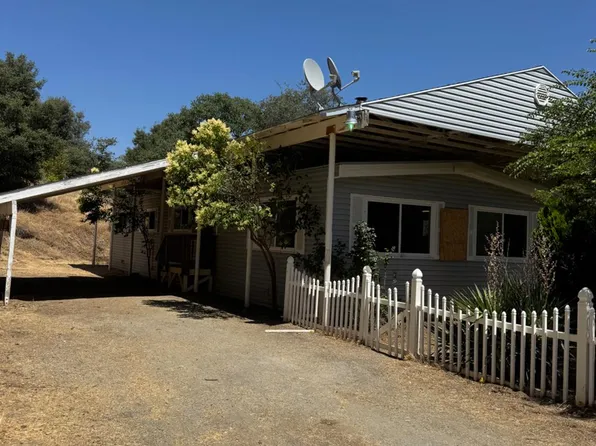 50481 Sundew Rd, Squaw Valley, CA 93675