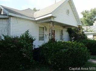 225 N Exchange St, Winchester, IL 62694