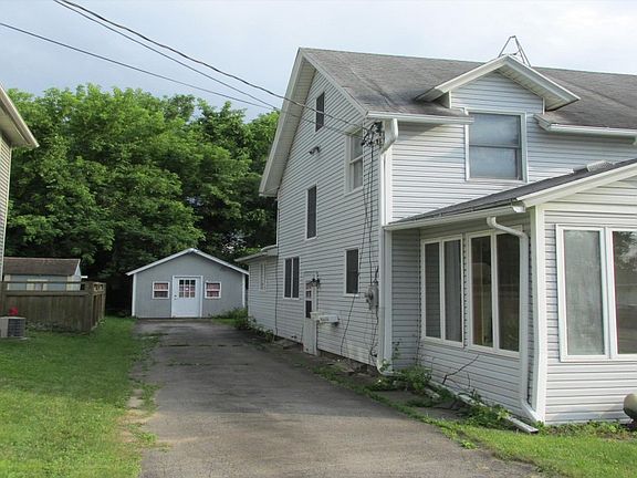 2nd image of 13 Terrace Pl