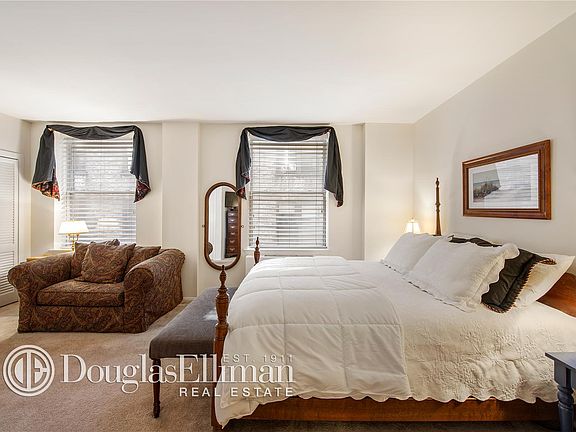 3rd image of 112 E 83rd St APT 3A