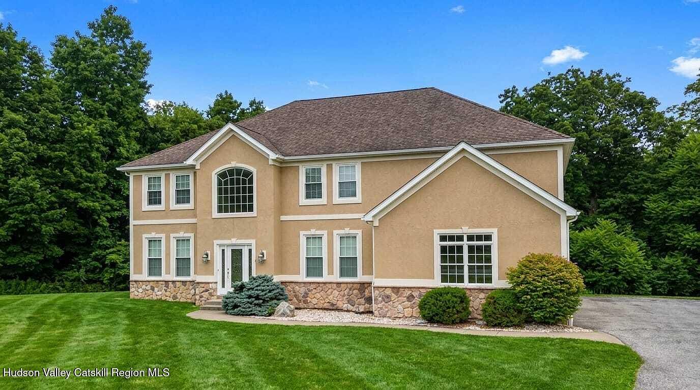 67 Rodeo Drive, Hopewell Junction, NY 12533 | MLS #20264047 | Zillow