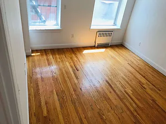 Rented by Roberto Guilbet, LREB